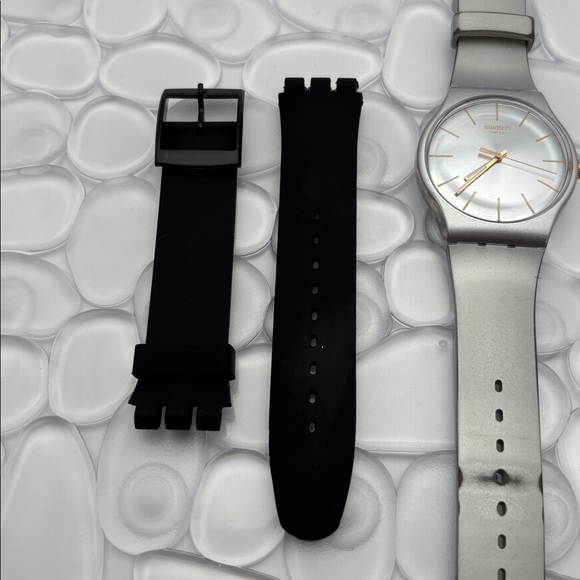 Swatch Watch SUOZ101 WINTER MOON - Picture 11 of 11